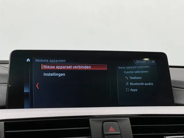 BMW 3 Serie 330i M Sport Edition 2018 Benzine 25