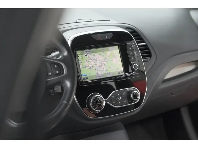Renault Captur TCe 150 EDC Intens 2019 Benzine 52