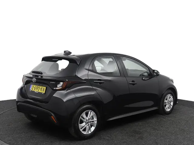 Toyota Yaris 2