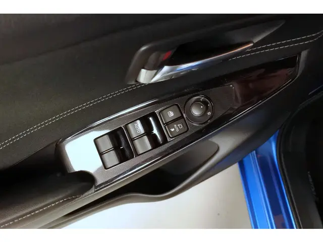 Mazda 2 1.5 90pk Automaat Sportsline 2019 Benzine 14