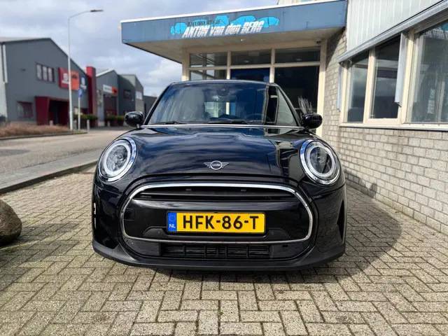 MINI Cooper Mini 1.5 Classic 2023 Benzine 5