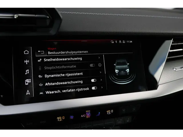 Audi A3 Limousine 35 TFSI 3x S-Line 150PK 2023 Benzine 48