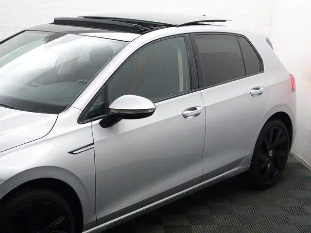 Volkswagen Golf 1.5 eTSI R Line Aut- 2020 Hybride Benzine 28