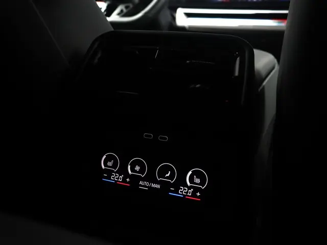 BMW M5 Touring 2025 Hybride Benzine 44