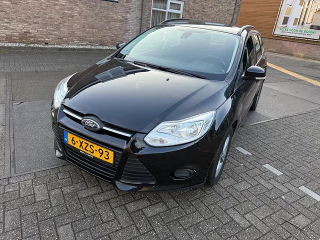Ford Focus Wagon 1.0 EcoBoost Edition 2014 Benzine 10