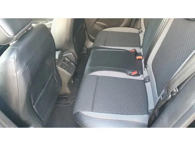 Opel Grandland X 1.2 Turbo Business + 2019 Benzine 14