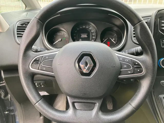 Renault Scénic 1.2 TCe Life 2017 Benzine 13