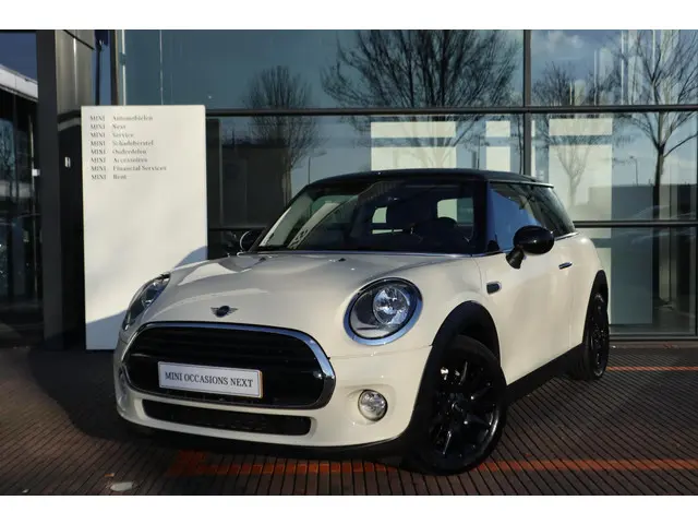 MINI 3-Deurs Cooper 2019 Benzine 14