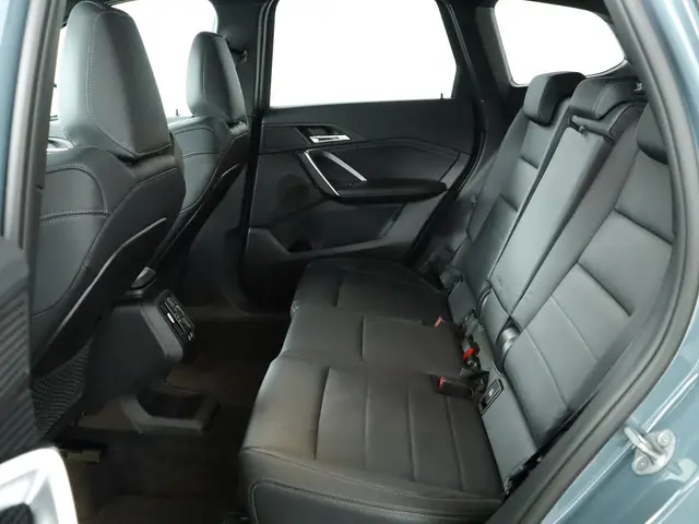 BMW X1 sDrive18i 2022 Benzine 14
