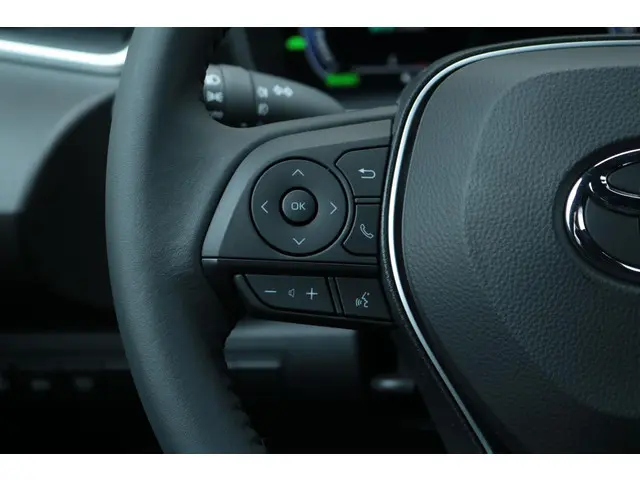 Toyota Corolla Hybrid 140 Dynamic 2025 Hybride Benzine 18