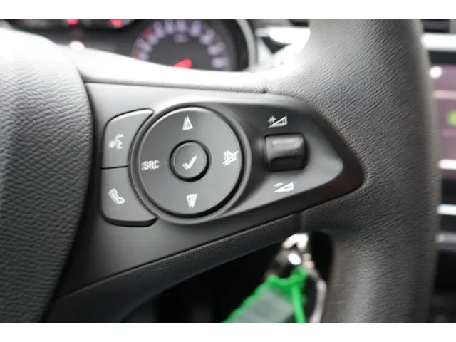 Opel Corsa 1.2 Edition 2022 Benzine 26