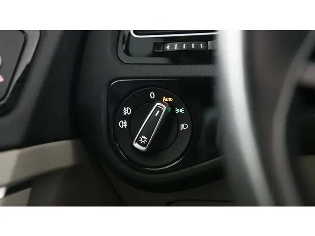 Volkswagen Golf 1.0 TSI 110pk Highline 2017 Benzine 14