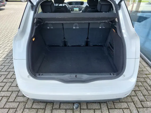 Citroën C4 Picasso 1.2 PureTech Intensive 2015 Benzine 14