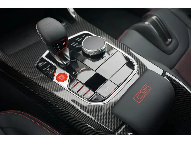 BMW M4 CS Coupé 2026 Benzine 32