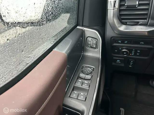 Ford F-150 USA 5.0 V8 Lariat 2022 Benzine 17