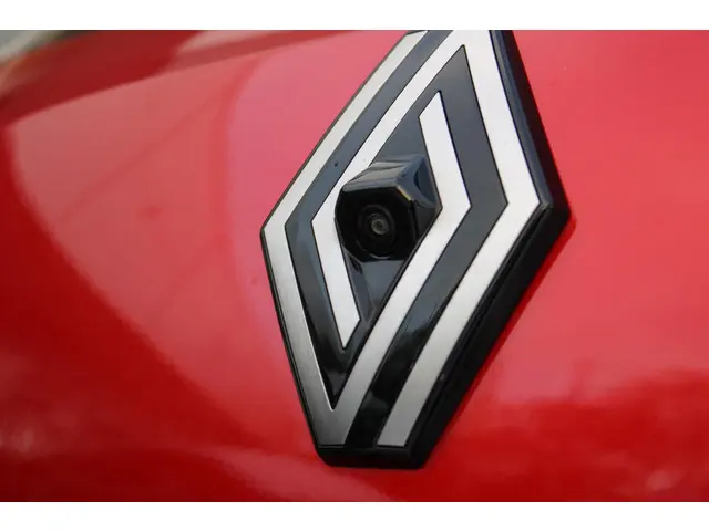 Renault Clio 1.0 TCe 90 GPF evolution 2024 Benzine 23