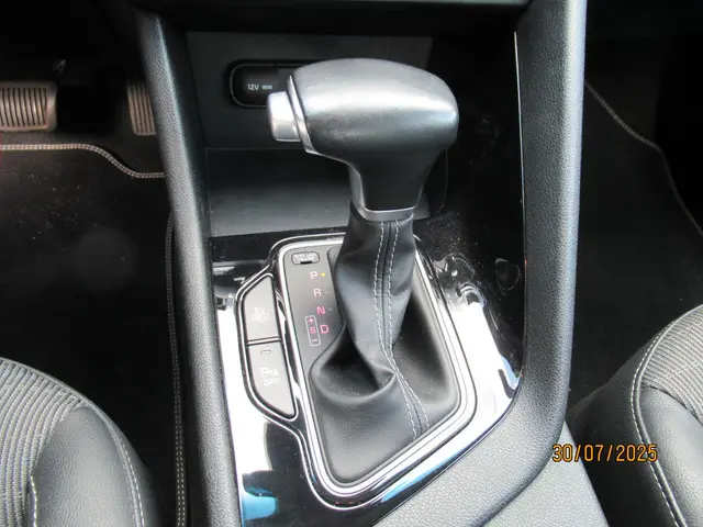 Kia Niro 1.6 GDi PHEV BusinessLine 2018 Hybride Benzine 13