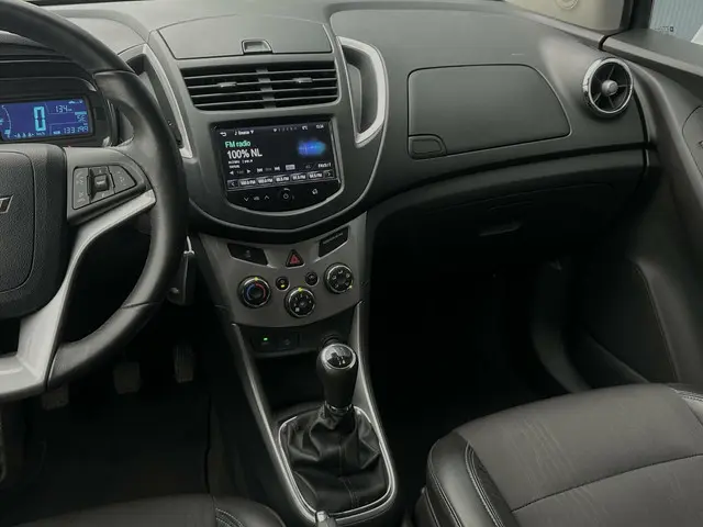 Opel Mokka 1.6 LT 2013 Benzine 22