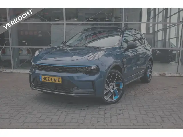 Lynk & Co 01