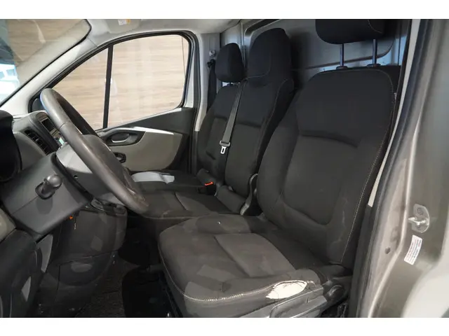 Renault Trafic 1.6 dCi T29 L2H1 Comfort 2018 Diesel 8