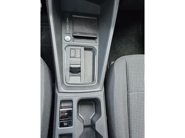 Volkswagen Caddy Cargo Maxi 2.0 TDI Style 2024 Diesel 19