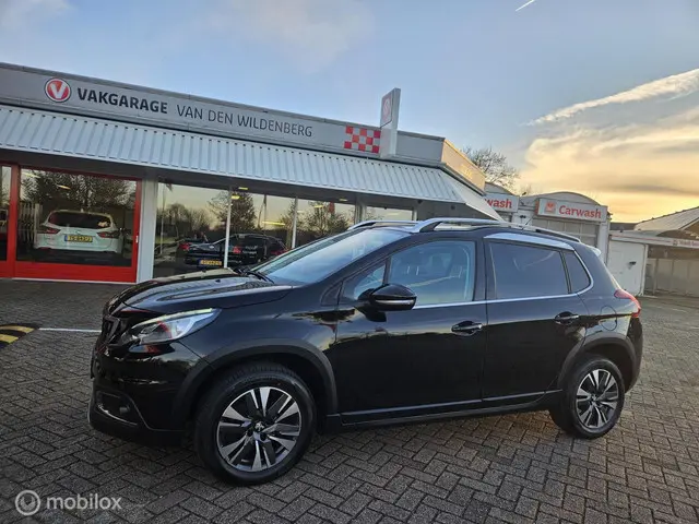 Peugeot 2008 1.2 PureTech GT-Line 2019 Benzine 9
