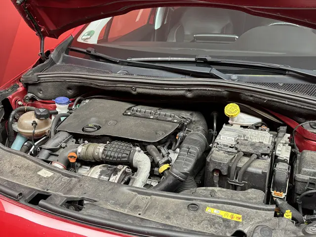 Peugeot 2008 1.6 BlueHDi Allure 2016 Diesel 12