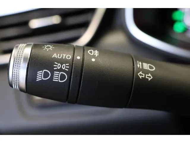 Renault Clio 1.0 TCe Intens |Carplay|PDC|Led| 2020 Benzine 18