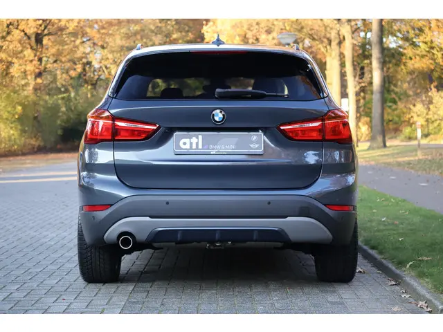 BMW X1 sDrive18i 2019 Benzine 5