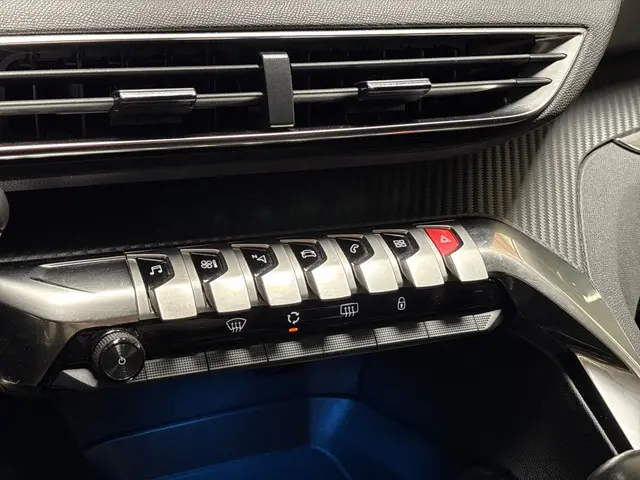 Peugeot 5008 1.2 PureTech Sport 7 Persoons 2020 Benzine 9