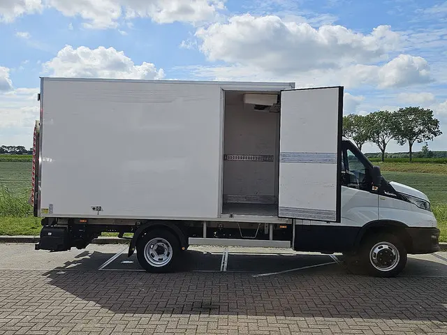 Iveco Daily 35C16 2022 Diesel 13