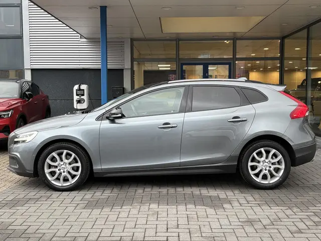 Volvo V40 Cross Country 1.5 T3 Polar+ Luxury 2019 Benzine 6