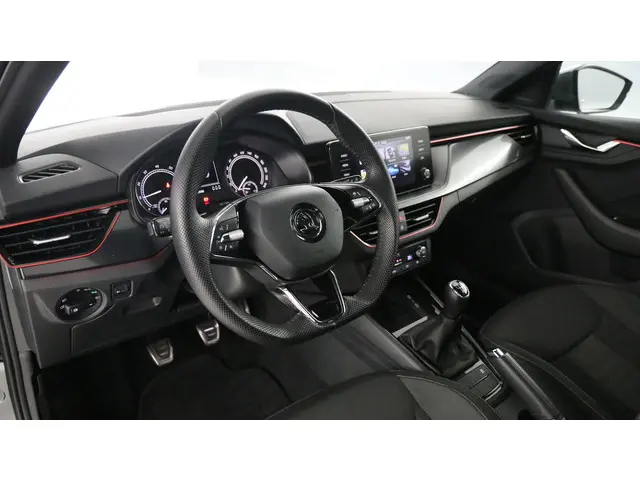 Škoda Scala 1.0 TSI 110pk Sport Business 2023 Benzine 16