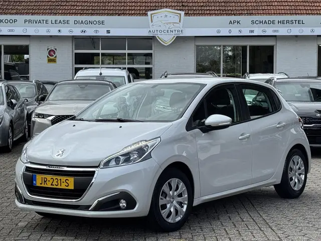 Peugeot 208 1.2 PureTech Blue Lion 2016 Benzine 2