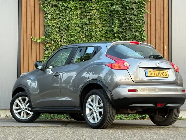 Nissan Juke 1.6 Acenta|AUTOMAAT|TREKHAAK|CAMERA 2014 Benzine 5