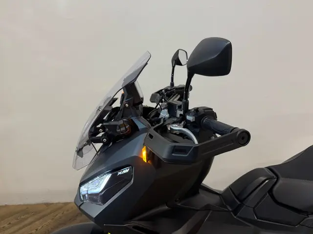 Honda NC 750 Scooter X-ADV KEYLESS LED 2022 Benzine 23