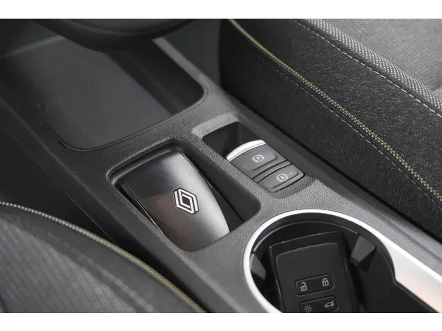 Renault Captur Mild Hybrid 160 techno 2025 Benzine 43