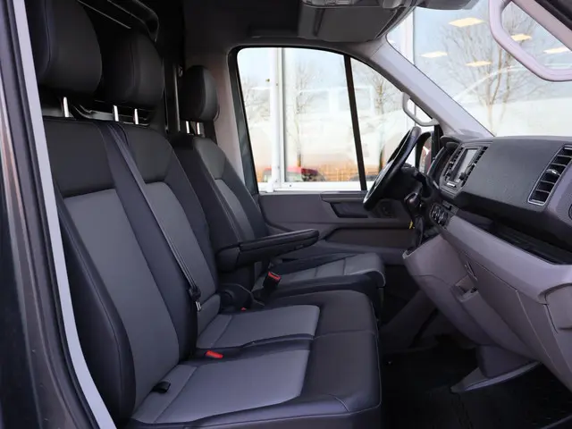 MAN TGE 35 2.0 180 PK AUT. L3H3 + MASSAGE | LED 2019 Diesel 31
