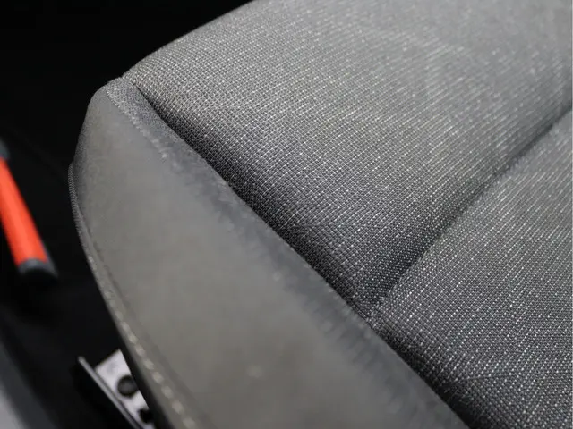 Volkswagen Golf Variant 1.0 TSI Life 2022 Benzine 50