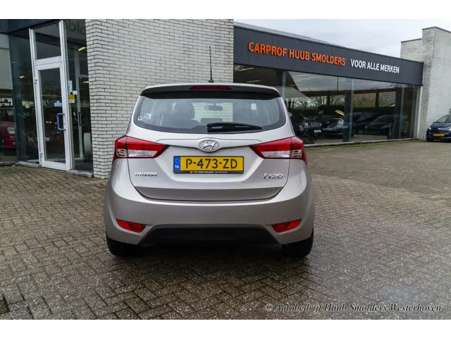 Hyundai ix20 1.4i Go! 2017 Benzine 8