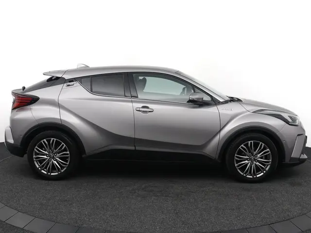 Toyota C-HR 2.0 Hybrid Executive 2021 Hybride Benzine 13