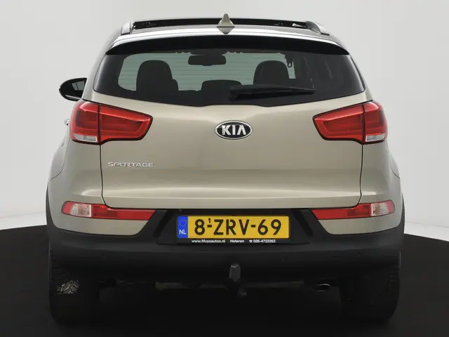 Kia Sportage 2.0 ExecutiveLine 166PK AUTOM. 2015 Benzine 9