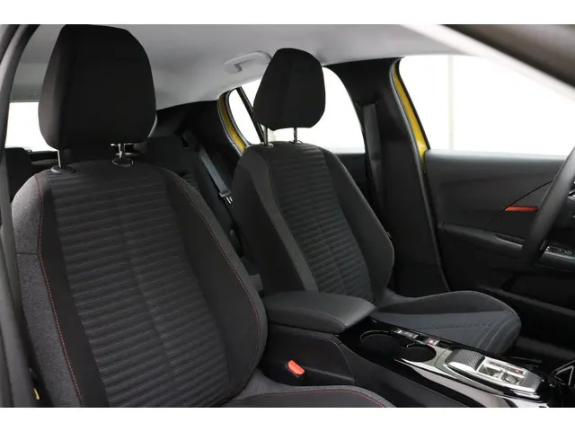 Peugeot e-208 EV Active 50 kWh 2022 Elektrisch 13