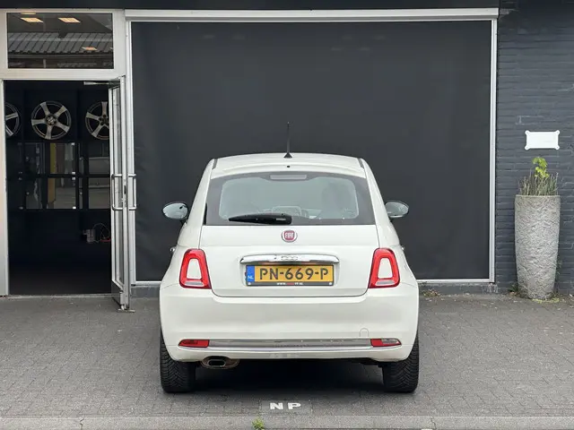 Fiat 500 1.2 Lounge 2016 Benzine 4