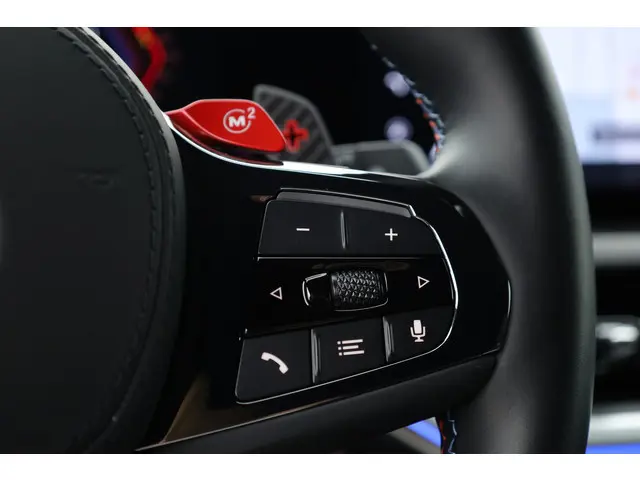 BMW XM PHEV 30 kWh 2023 Hybride Benzine 17