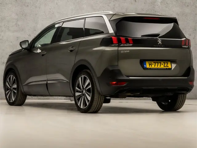 Peugeot 5008 3