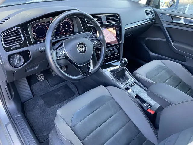 Volkswagen Golf 1.5 TSI Highline 2018 Benzine 11