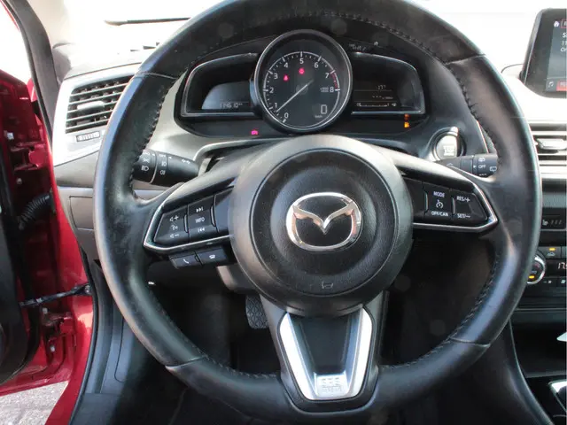 Mazda 3 2.0 SkyActiv-G 120 GT-M 2018 Benzine 18