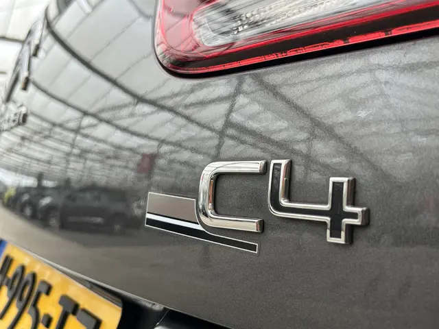 Citroën C4 Cactus PureTech 110 Origins 2020 Benzine 32