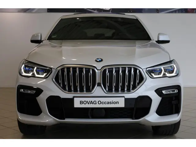 BMW X6 xDrive40i 2020 Benzine 4